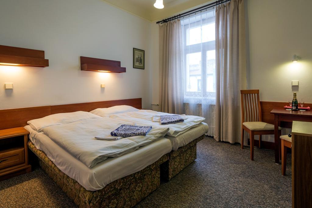 Hotel & Residence Royal Standard Praga Quarto foto