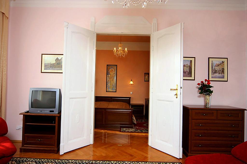 Hotel & Residence Royal Standard Praga Quarto foto