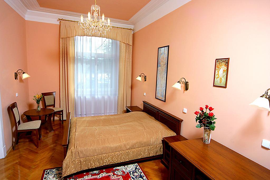 Hotel & Residence Royal Standard Praga Quarto foto
