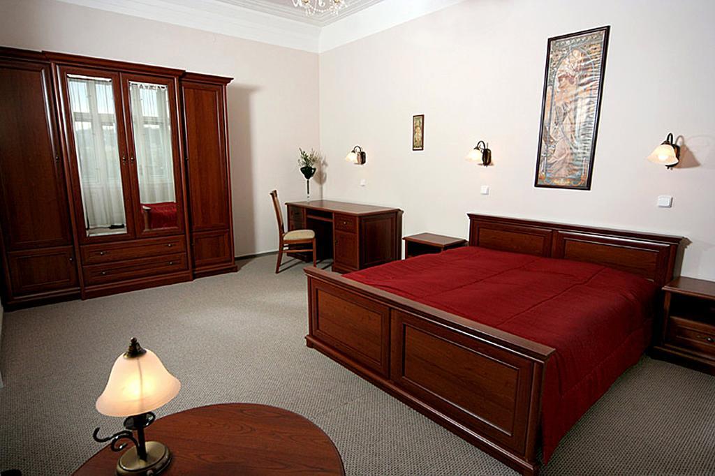 Hotel & Residence Royal Standard Praga Quarto foto